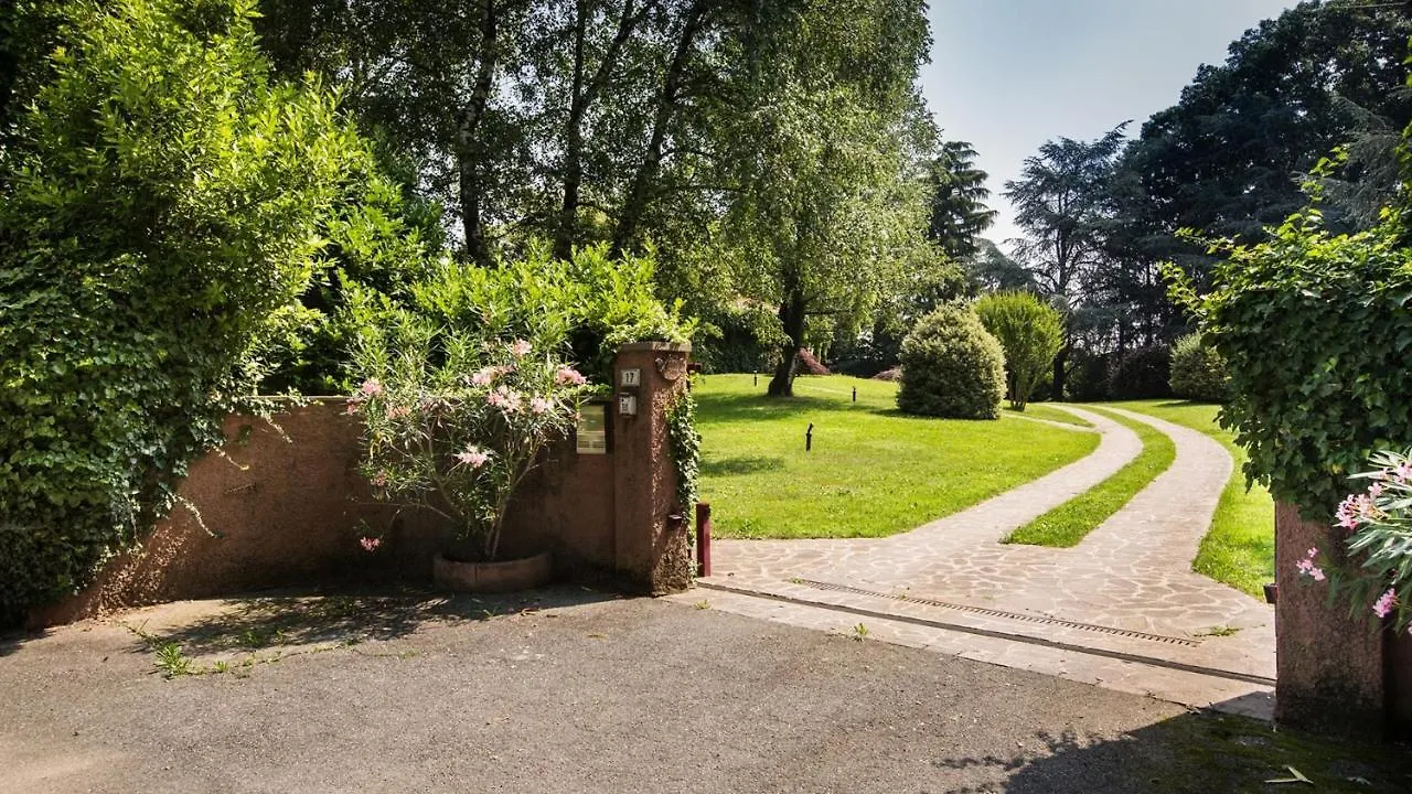 Villa Pina 8&2, Emma Villas Cornate d'Adda